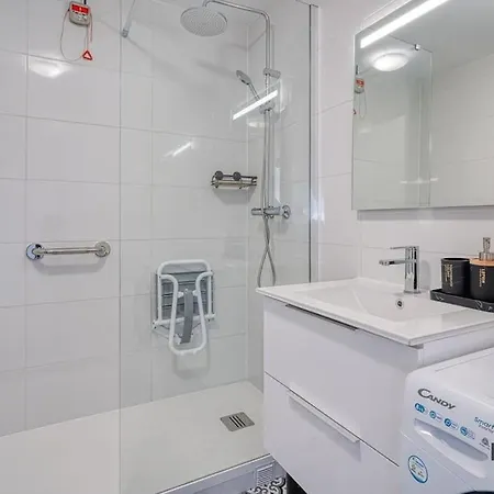 Proche Chateau De - Le Saphir - 346b * Βερσαλλίες