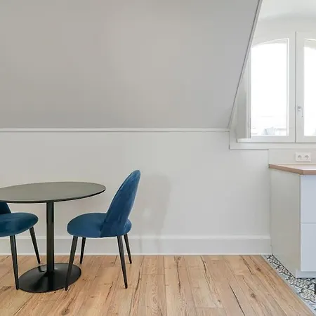 Le Saphir - Proche Chateau De Versailles - 346B * Versalles