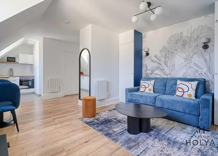 Proche Chateau De - Le Saphir - 346b *