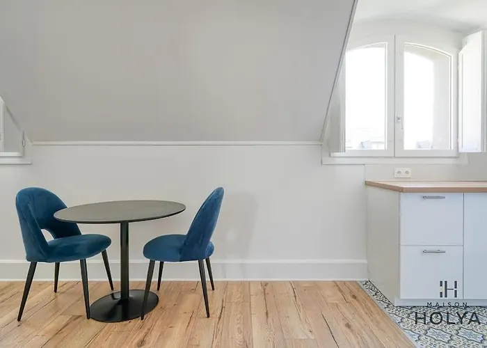 Proche Chateau De - Le Saphir - 346b * 베흑사이으